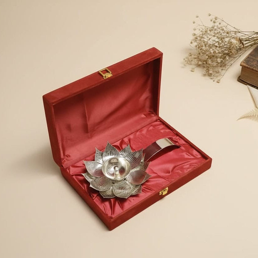 Rajvanshi Silver Lotus Diya Set”