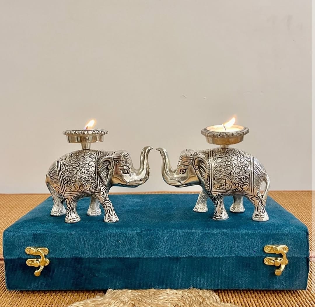 Royal Silver Elephant Tealight Candle Holder Set