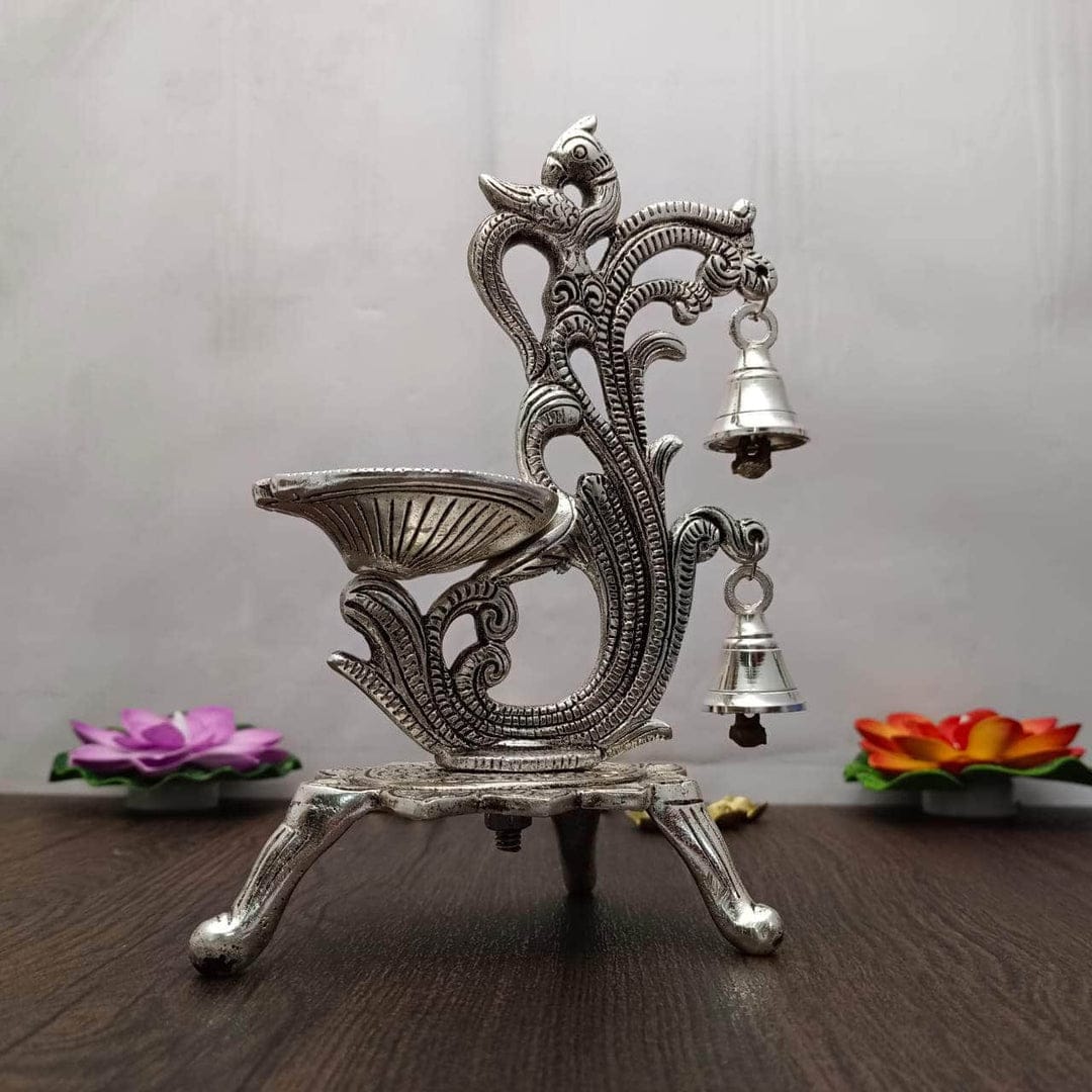 Antique-Style Metal Samai Oil Lamp with Bell – Velvet Gift Box Edition